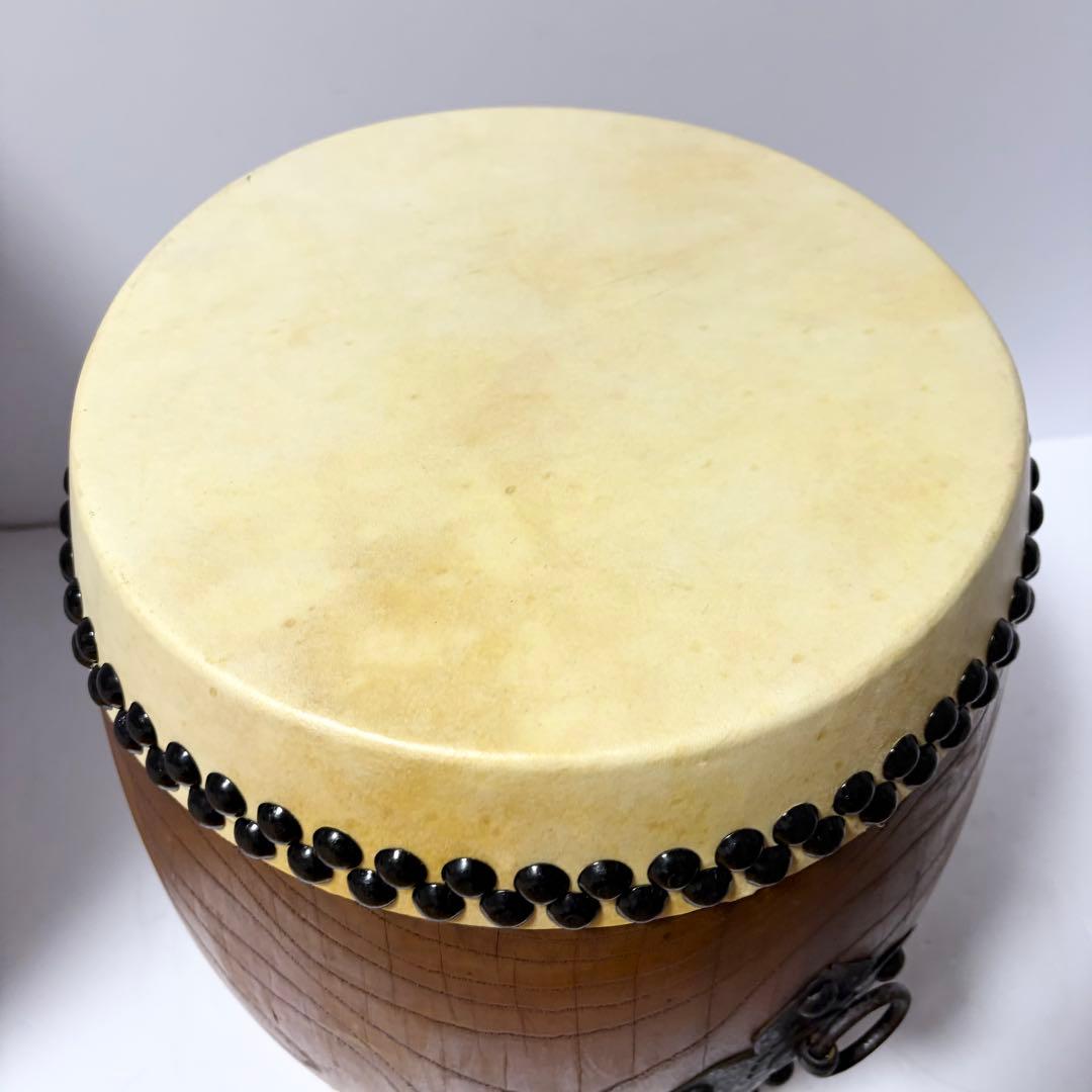 和太鼓 1尺1寸（面33cm）長胴太鼓 ケヤキ塗り くりぬき胴