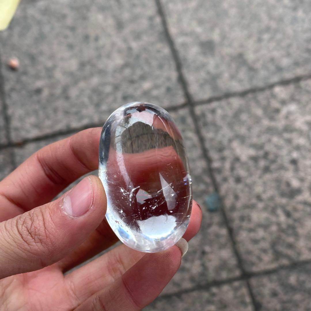 天然石水晶の握り石　ご購入前に在庫確認必要G.855