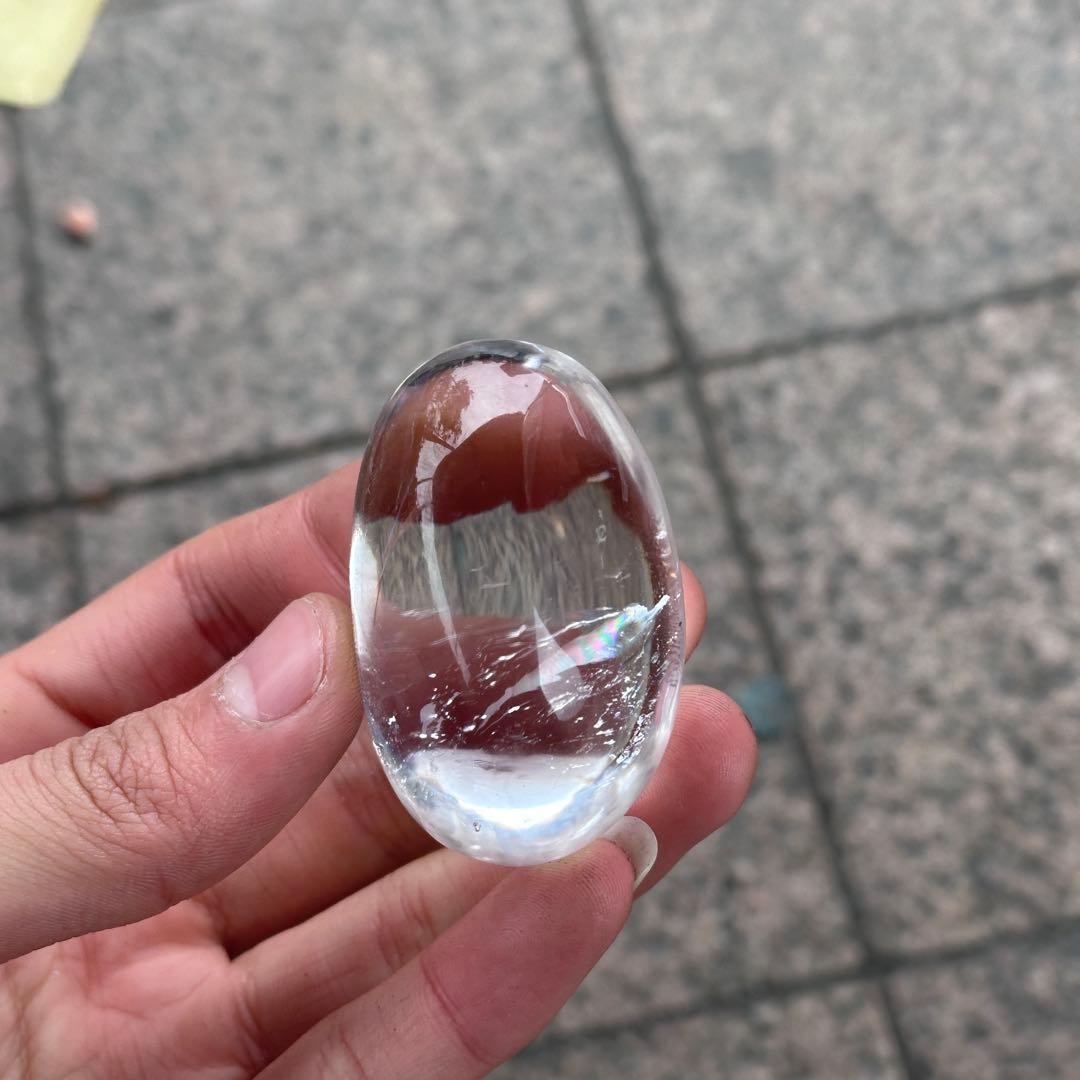 天然石水晶の握り石　ご購入前に在庫確認必要G.855