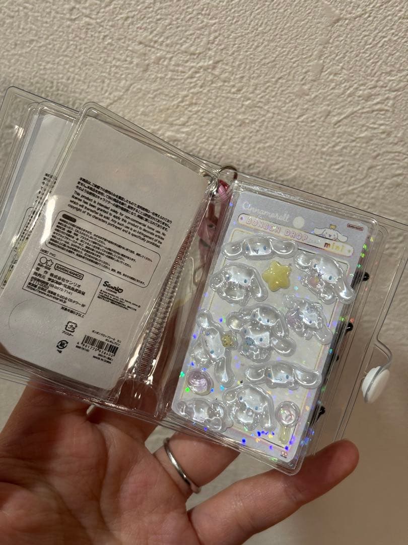 【ハンドメイド】ミニシール帳　サンリオ　ボンボンドロップmini チャーム2個付