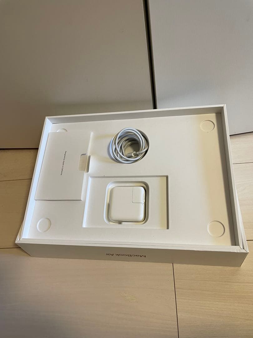【最終値下げ】MacBook Air 2020 Core i5 16GB 1TB