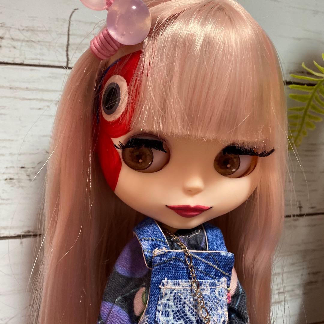 『リメンバーミャクミャク』カスタムアイシードール ミルクティーブラウンmixヘア