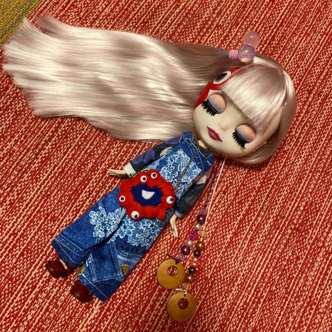 『リメンバーミャクミャク』カスタムアイシードール ミルクティーブラウンmixヘア