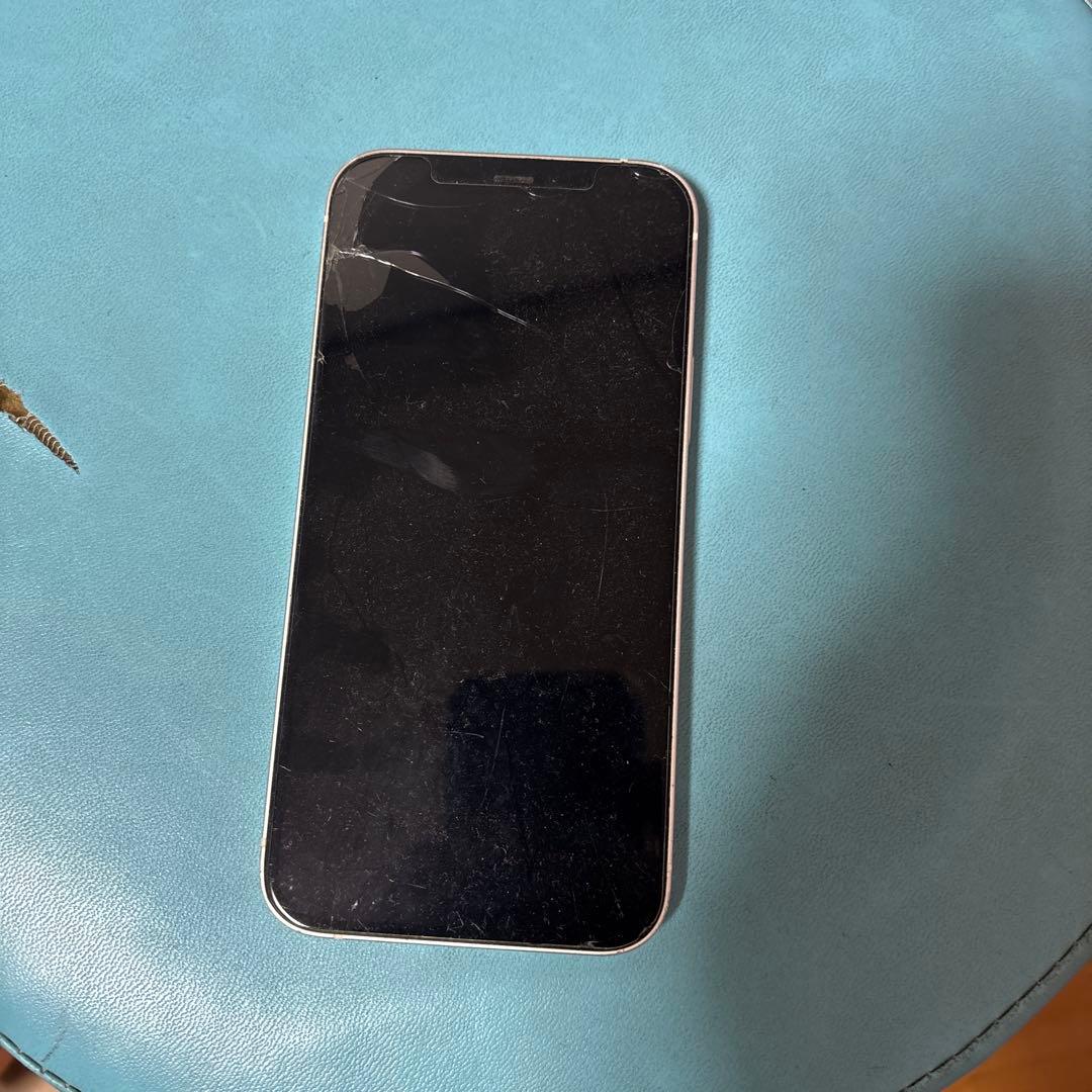 iPhone 12 ホワイト ひび割れあり 本体