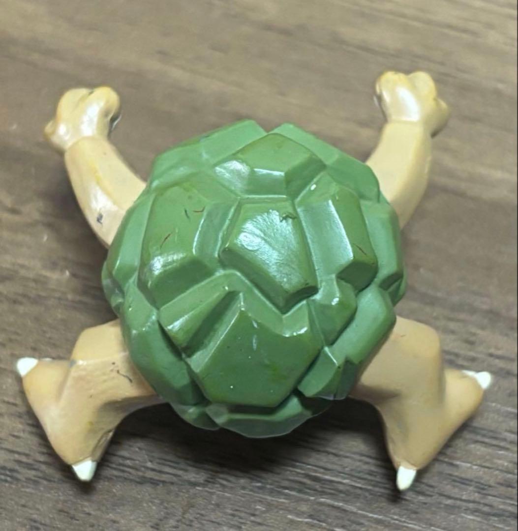 モンコレ イシツブテ ゴローン フィギュア