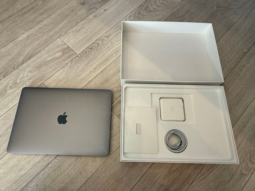 Apple MacBook Pro スペースグレー 本体【難あり品】