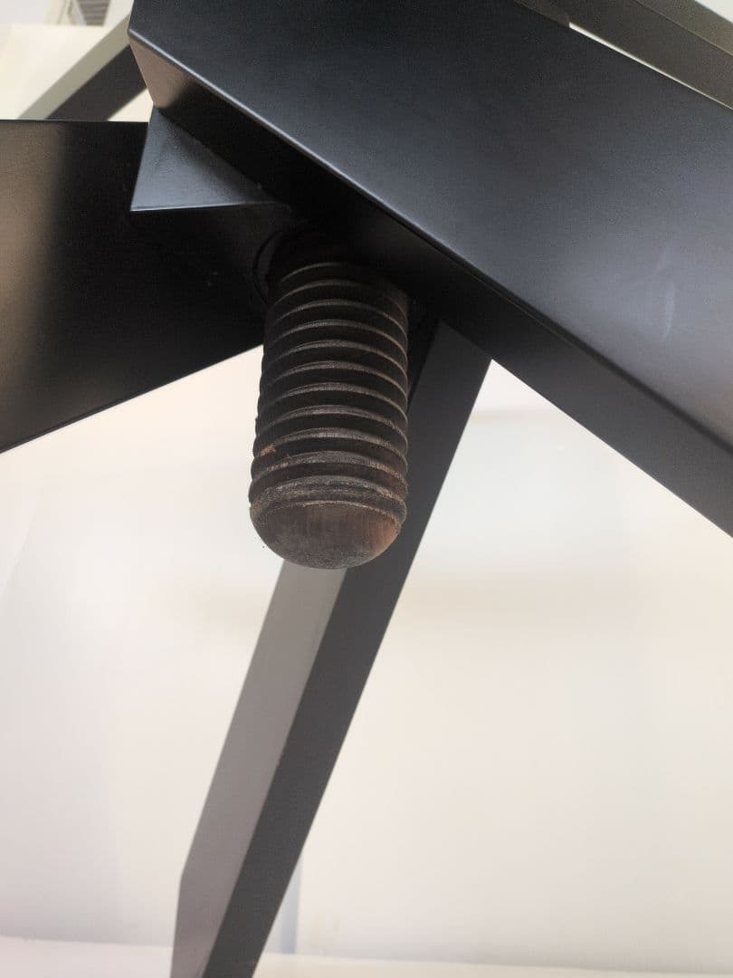 Cassina デ・パドヴァ VIDUN ラウンドテーブル　M2930