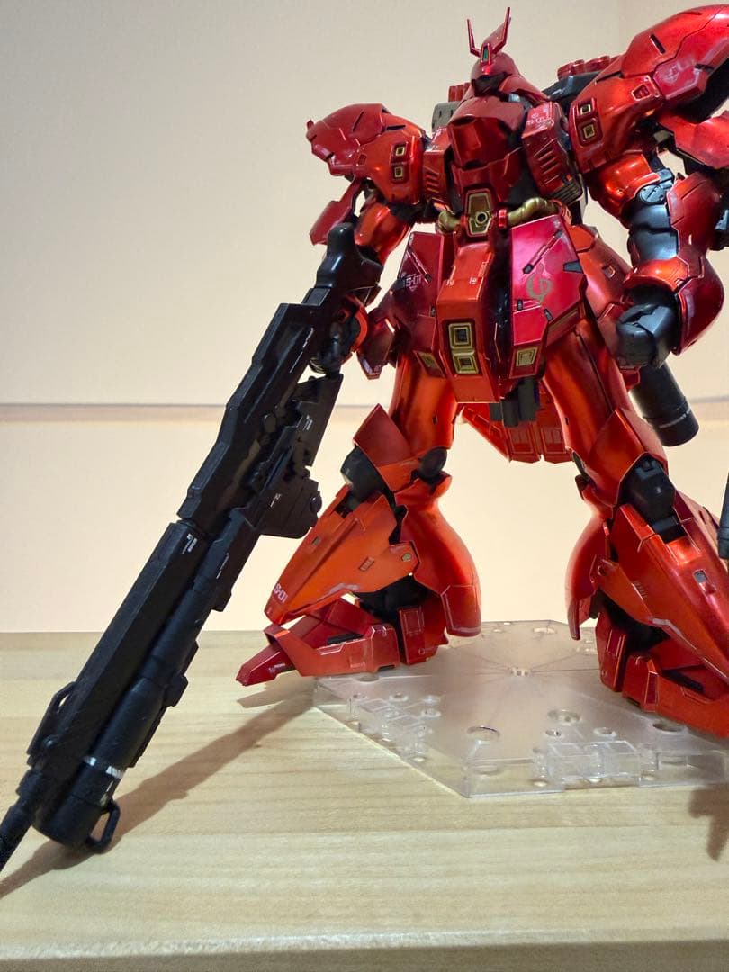 RG νガンダム　Hi-νガンダム チタニウム　サザビー コーティング　完成品