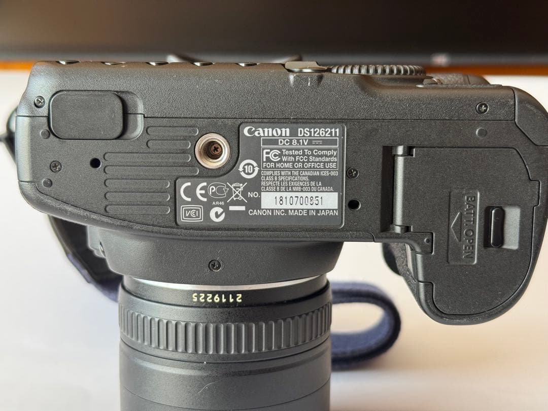 じ*た様 Canon EOS 50D デジタル一眼レフカメラ