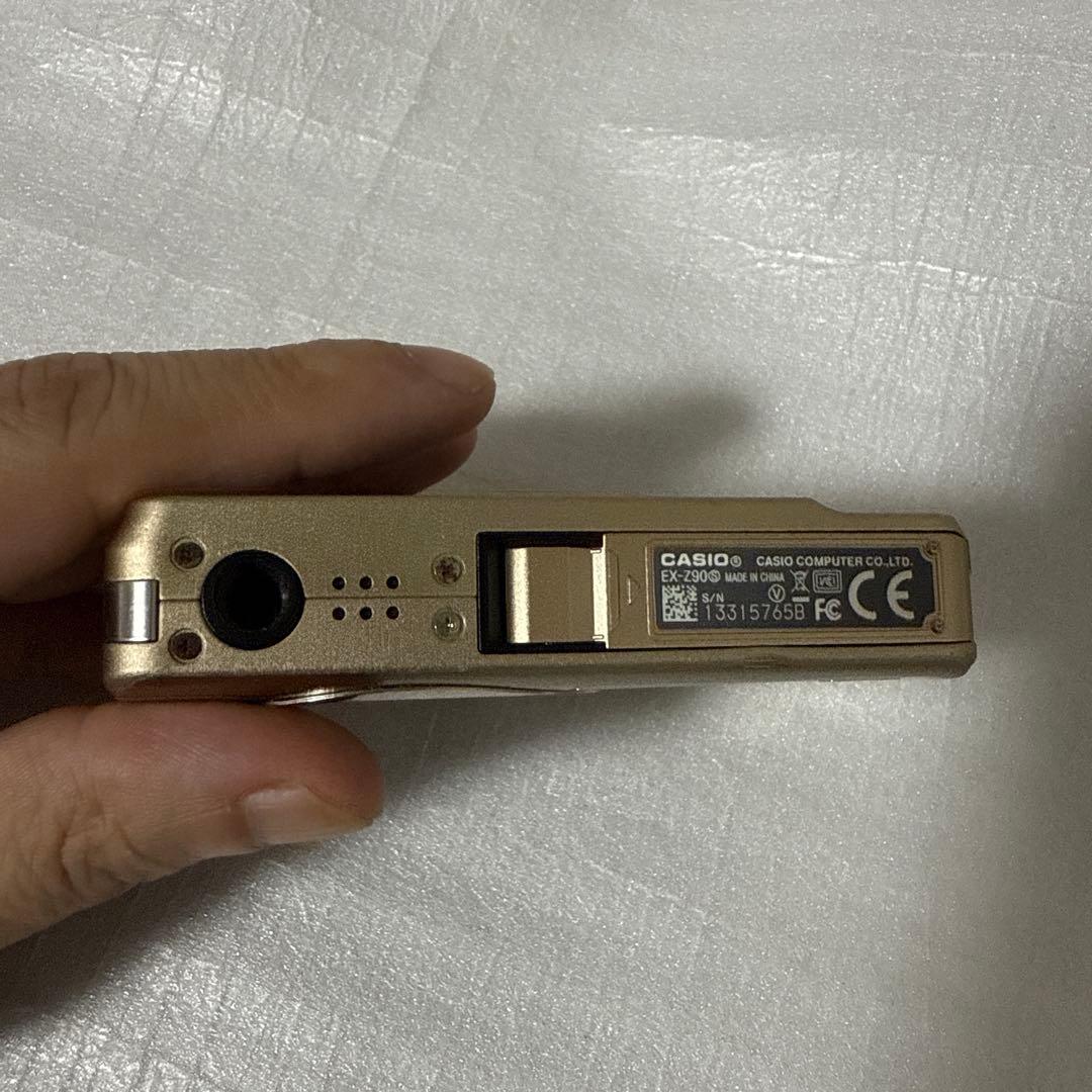 ❗️激安価格❗️デジカメ　本体　CASIO EX-Z90