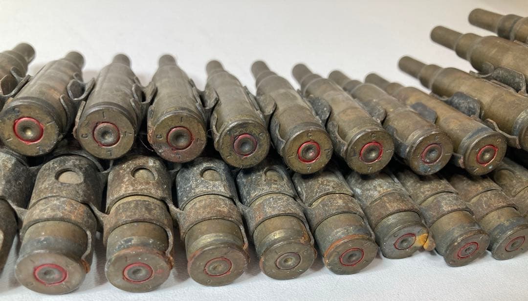 ヴィンテージ 銃弾 弾丸ベルト ミリタリー フルメタル