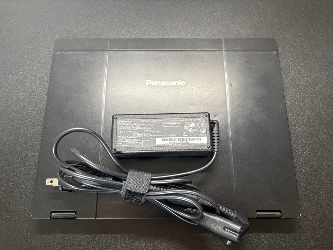 【中古】Panasonic Let’s Note CF-QV9KFNQR