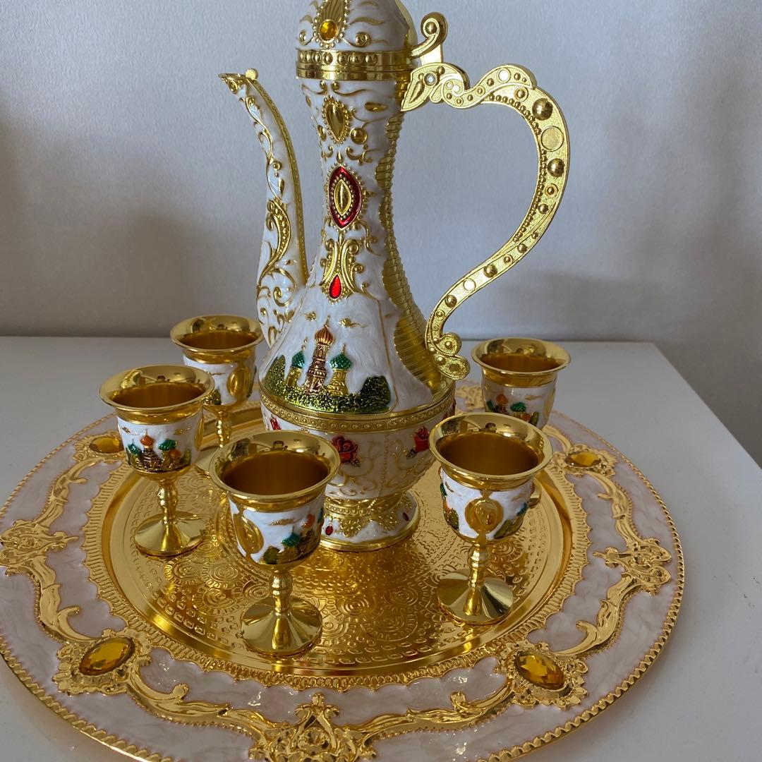 家庭用ビンテージやかんアンティークホワイトグラス創意ロシア酒器セット8種セット