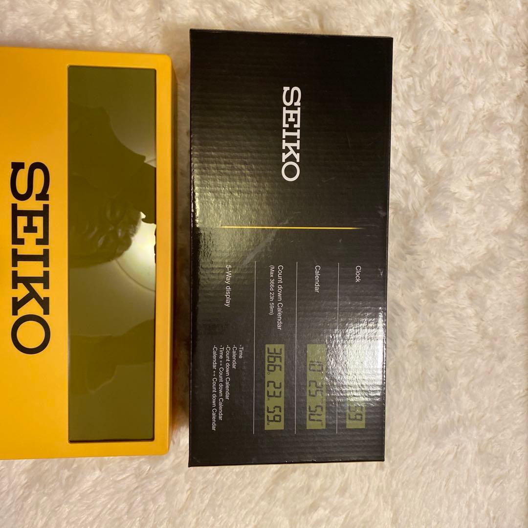新品SEIKO デジタル掛け時計(置き時計) イエロー