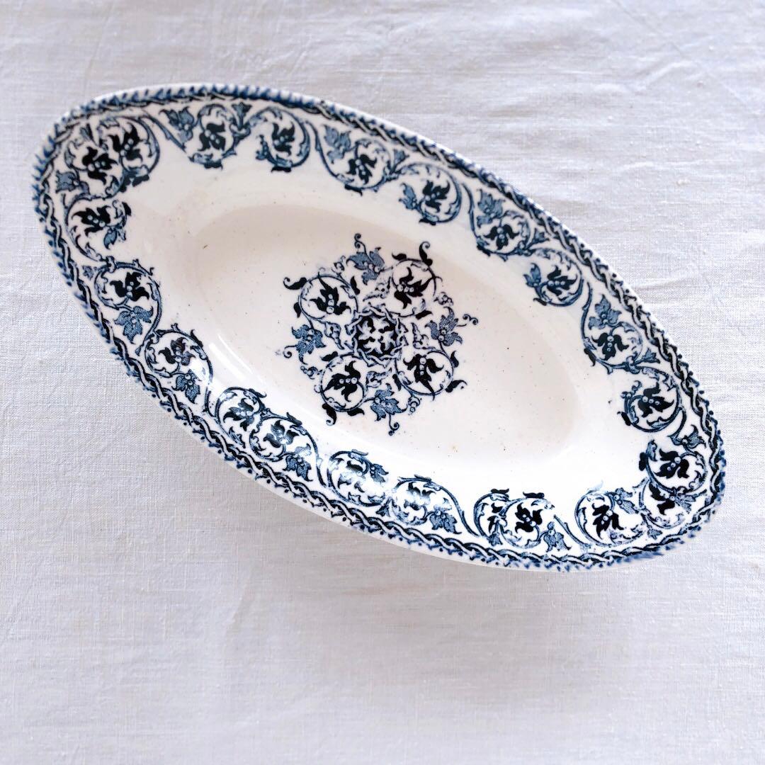 ショワジー・ル・ロワ 『BRIENNE』 ラヴィエ フランスアンティーク食器