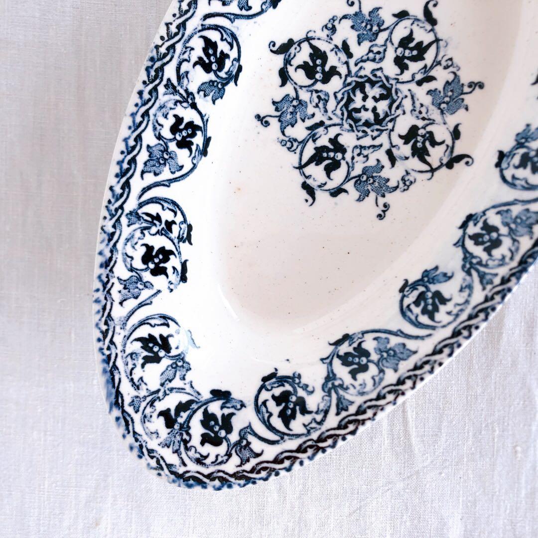 ショワジー・ル・ロワ 『BRIENNE』 ラヴィエ フランスアンティーク食器