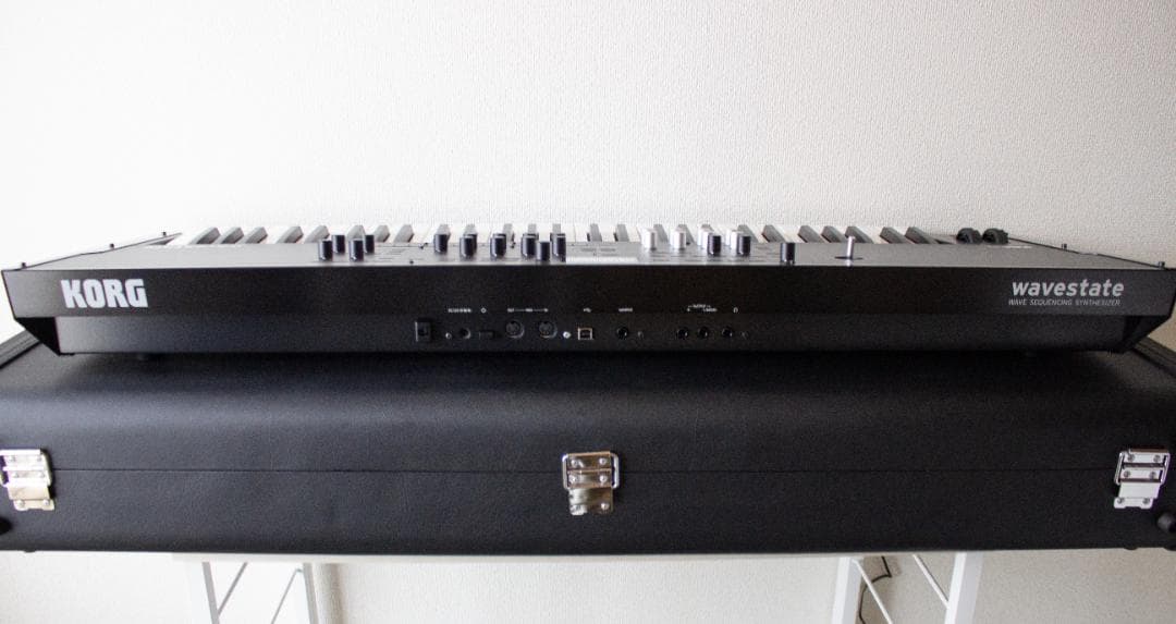 KORG wavestate SE 61鍵盤 美品 純正ケース付 ソフト未使用