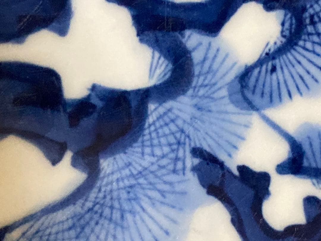 骨董／青白い風景画の皿 ／約40 cm