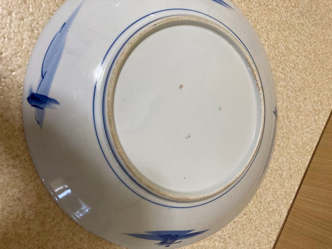 骨董／青白い風景画の皿 ／約40 cm