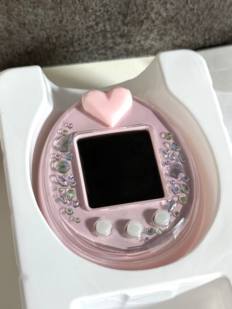 Tamagotchi P's たまごっちぴーす　たまデコピアス