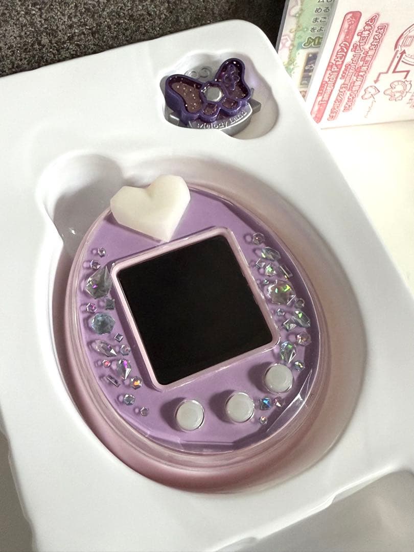 Tamagotchi P's たまごっちぴーす　たまデコピアス