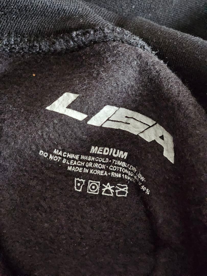 LISA HOODIE ポップアップ