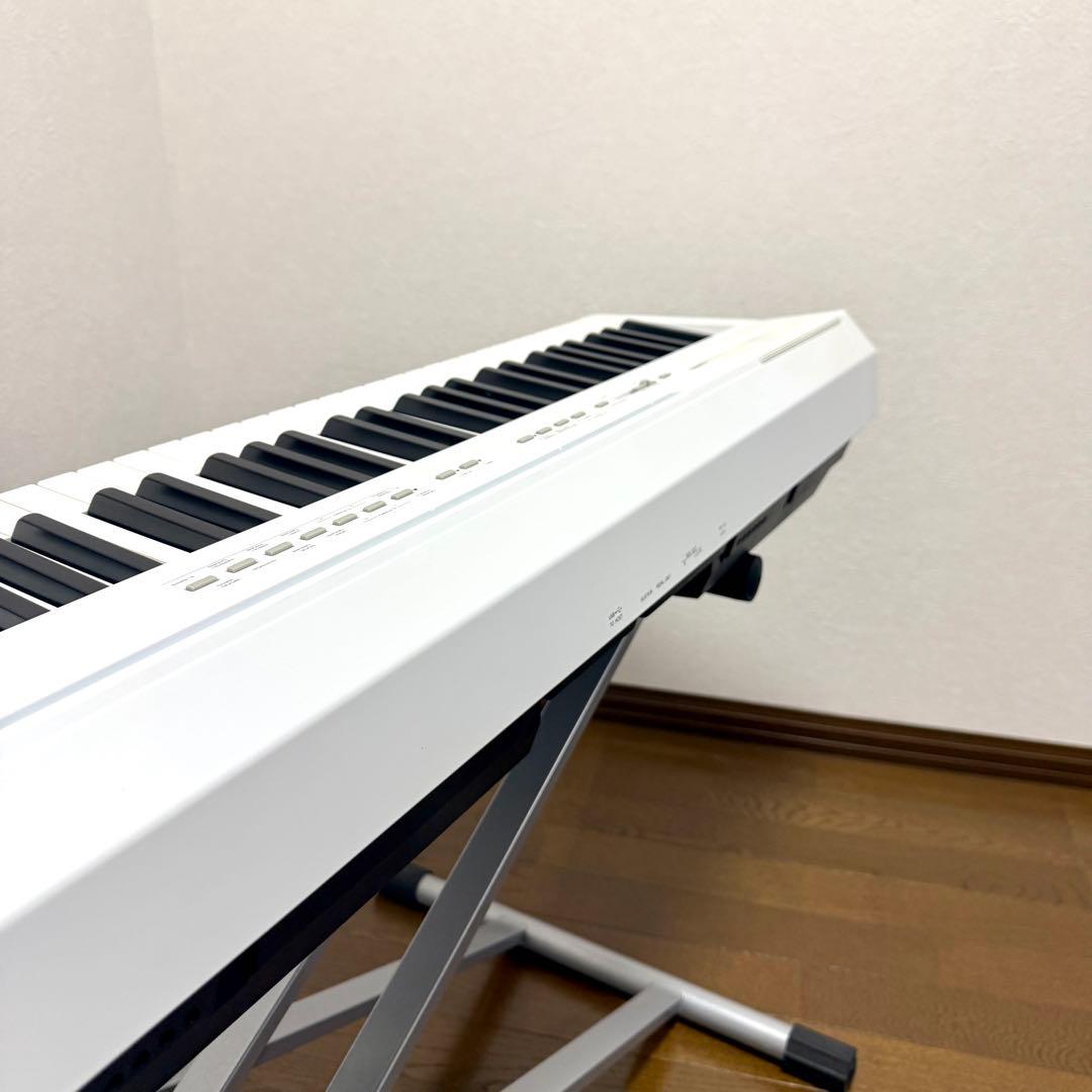 YAMAHA P-105 電子ピアノ 88鍵 ホワイト 付属品多数　ヤマハ