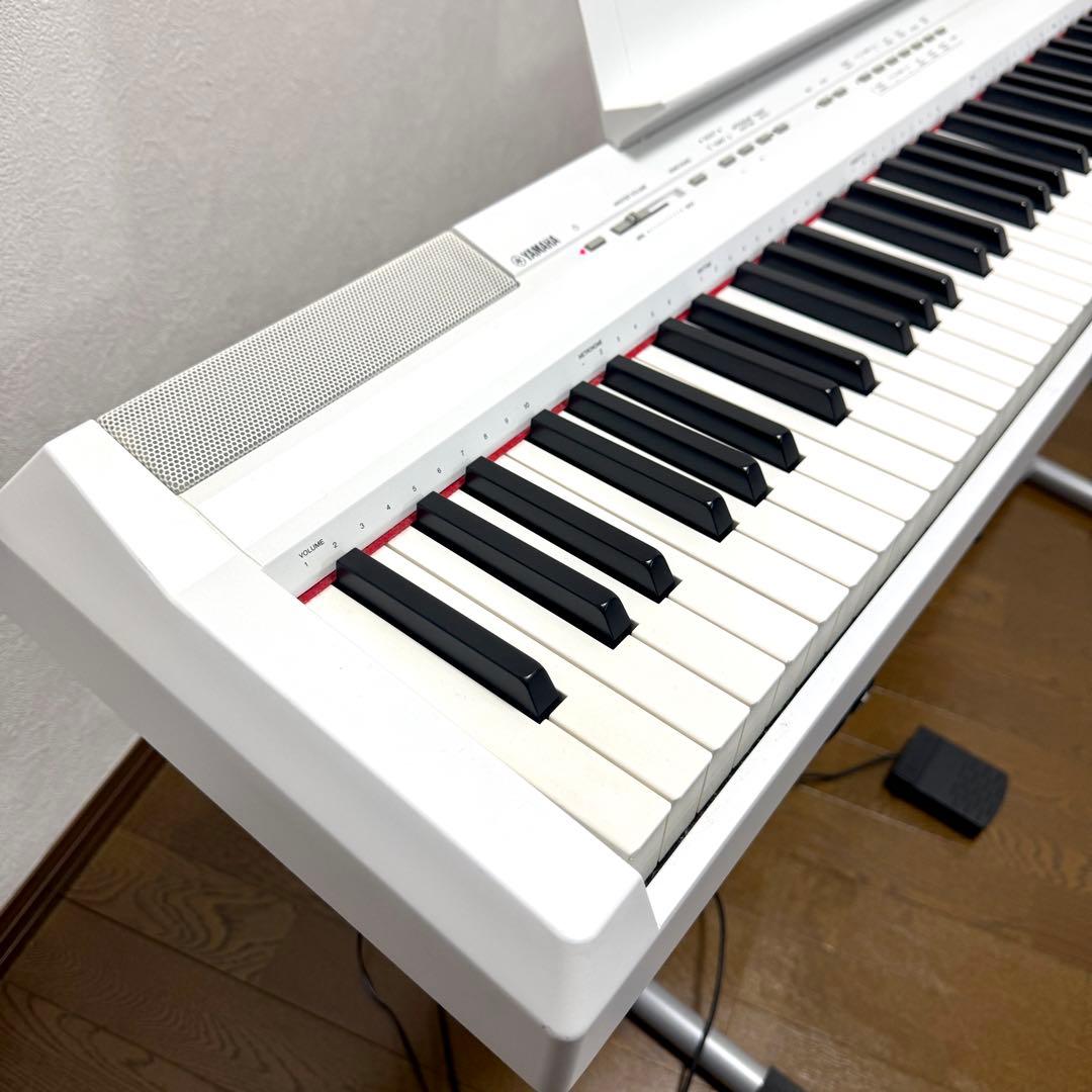YAMAHA P-105 電子ピアノ 88鍵 ホワイト 付属品多数　ヤマハ
