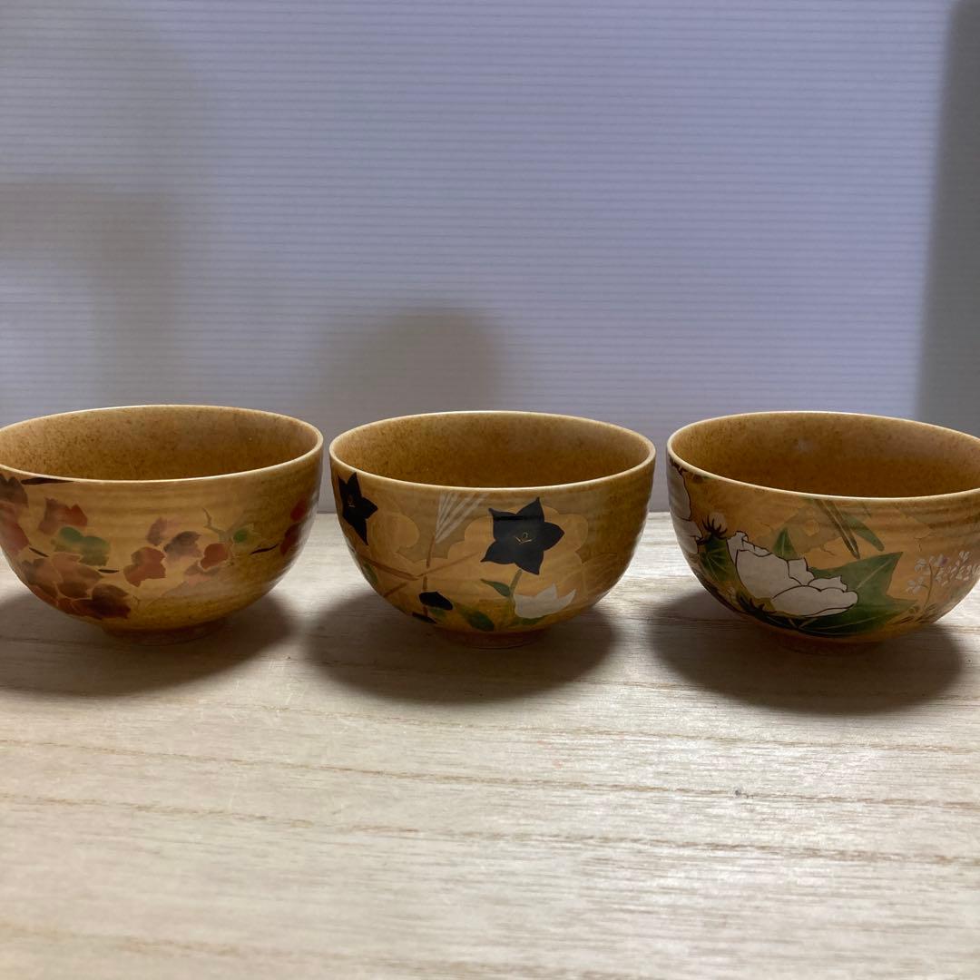 A-壁 湯呑 茶道具 5客セット 四季 草花 文様 陶器 和食器 茶器 汲出し