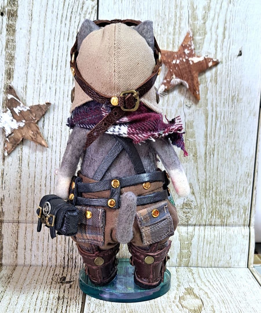 羊毛フェルト☆星屑集め部隊(灰白さん)