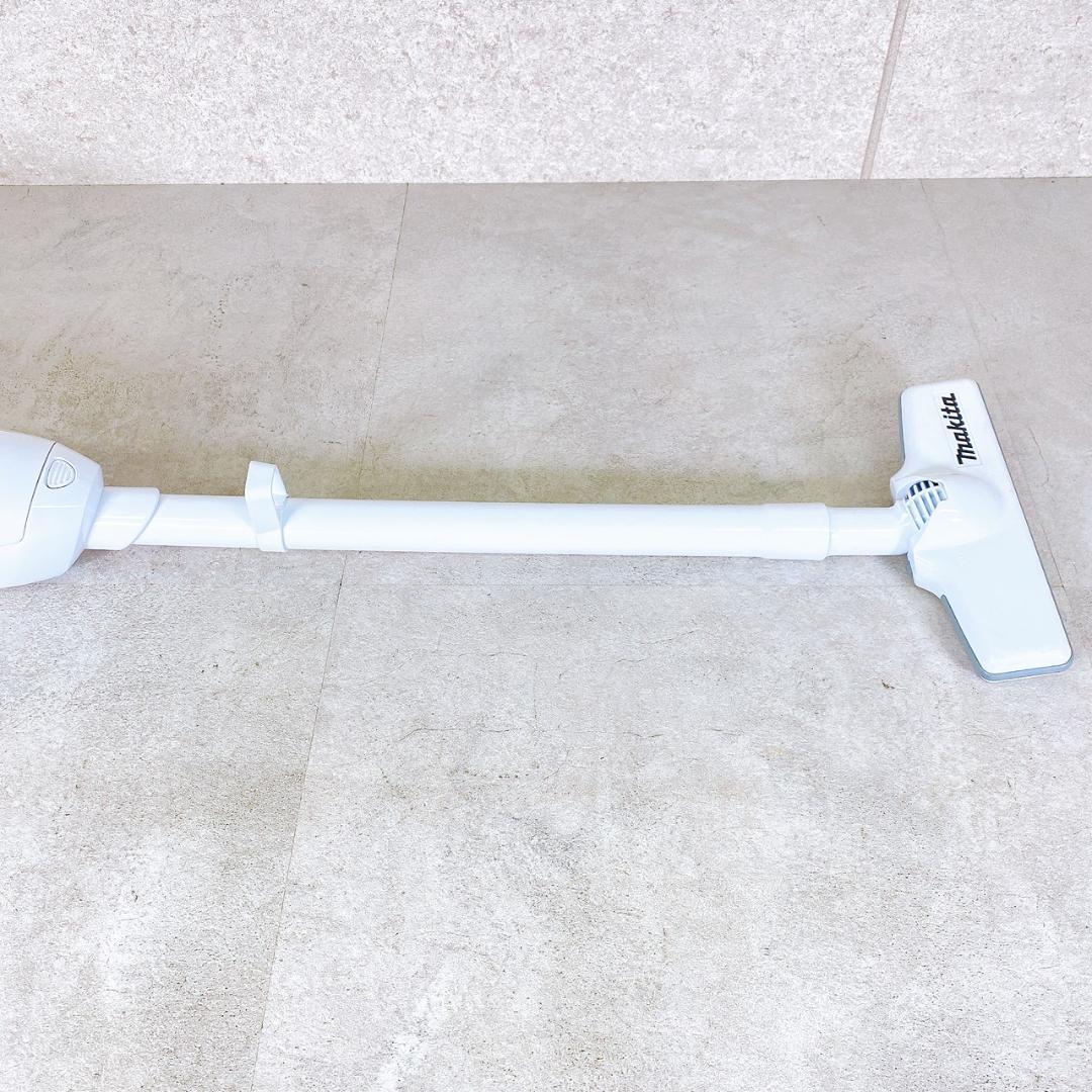 makita 充電式クリーナ CL107FD 10.8V