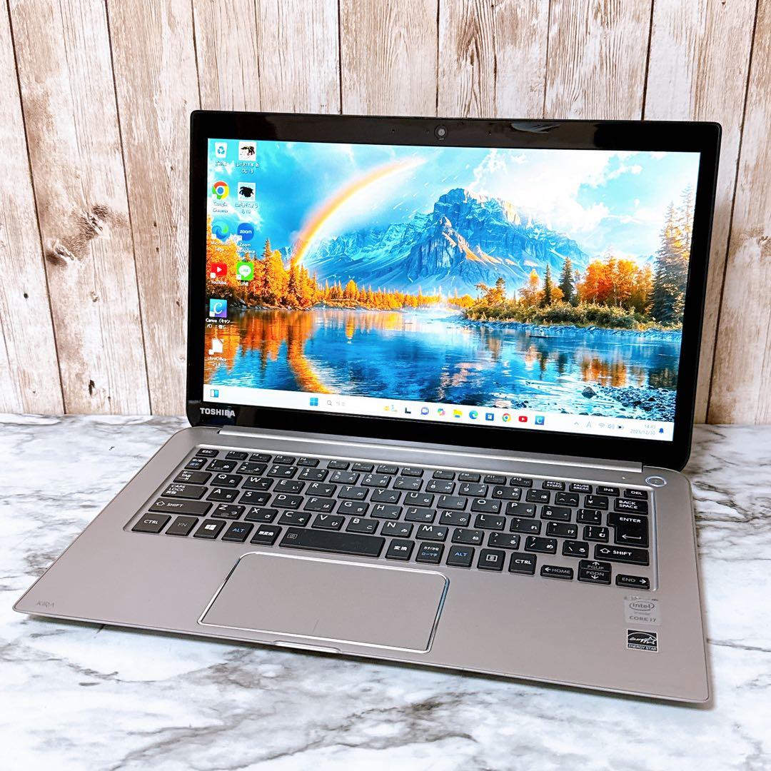 1台限定✨軽量パソコンPC 高性能i7＆爆速SSD/メモリ8GB✨持ち運びに便利