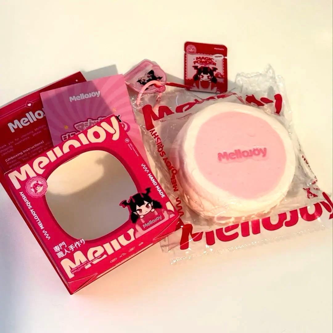 mellojoy メロジョイ　スフレ　いちごスフレ　いちご　ピンク