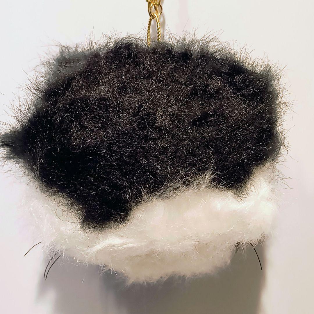 ハチワレ　猫　アートドール　キーホルダー　丸目