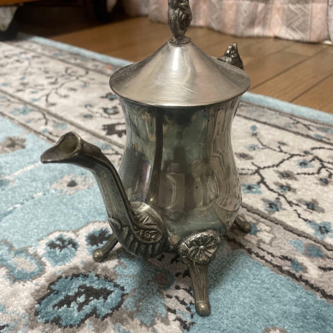 アンティークポット