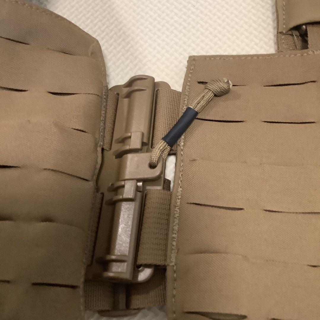 First spear スプリット　チェストリグ　ファーストスピアー