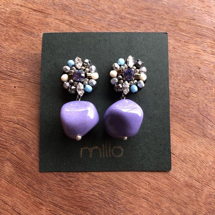 ピアス パール イヤリング　ビジュー　ロング