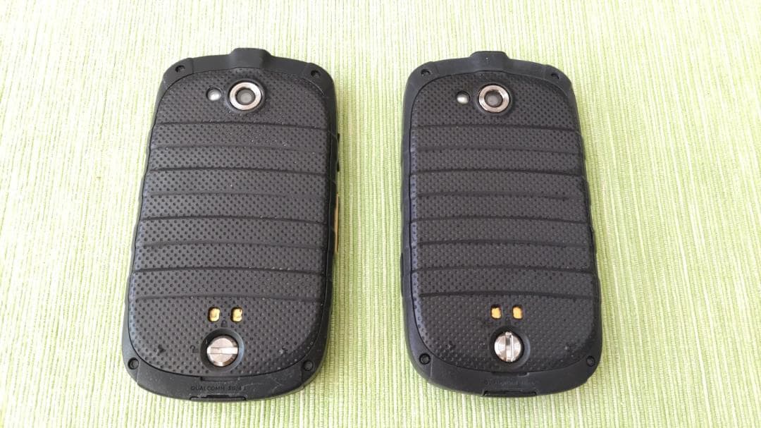 京セラ TORQUE　SKT-01-ST　MIL規格のタフネス・スマホ 2台