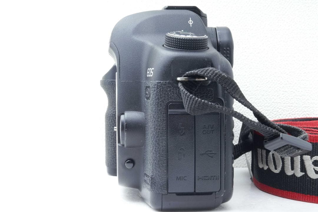 Canon EOS 5D Mark II【S数143,471回】フルサイズ