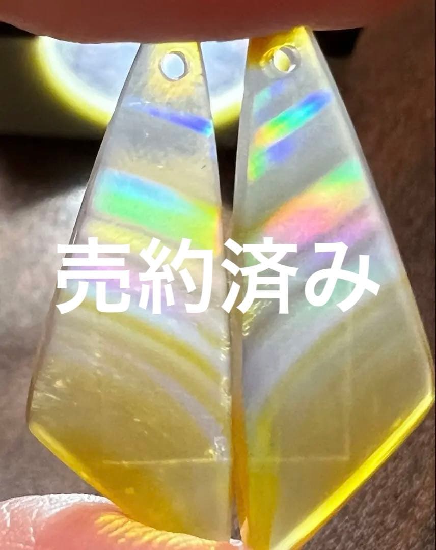 ナチュラル　グラデーションカラー　アイリスアゲート　14kgfピアス