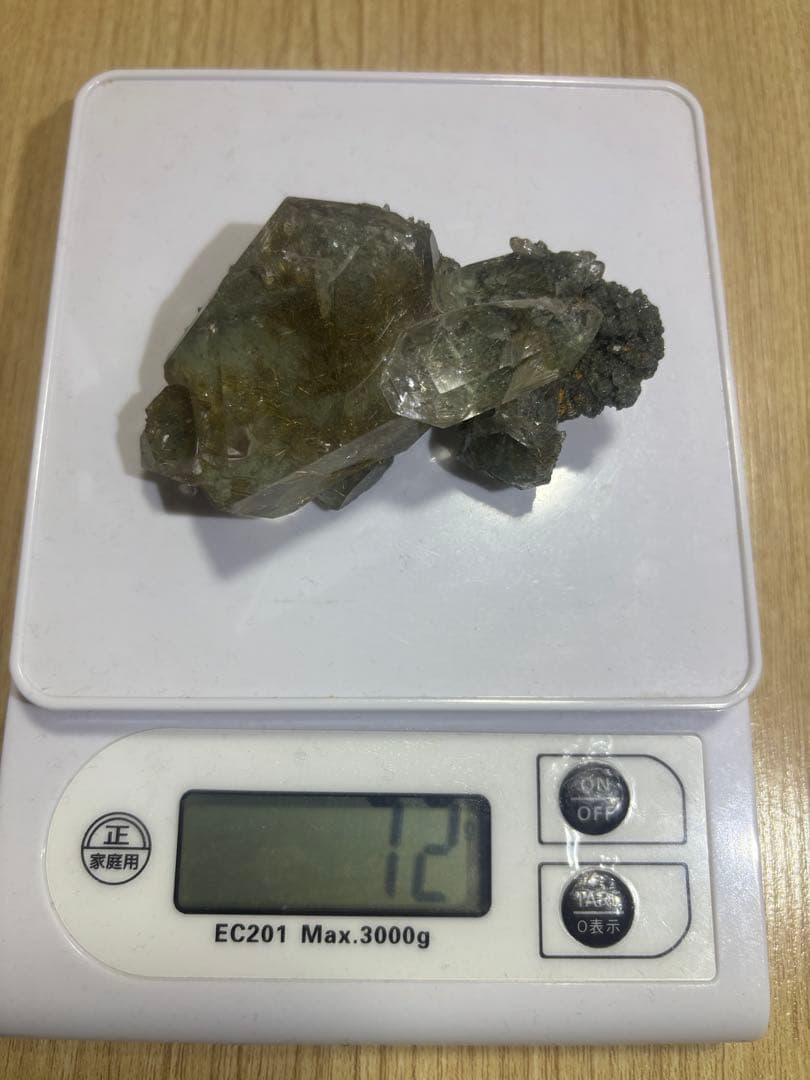 希少　マニハール水晶 ルチル共生 レコードキーパー多数　虹