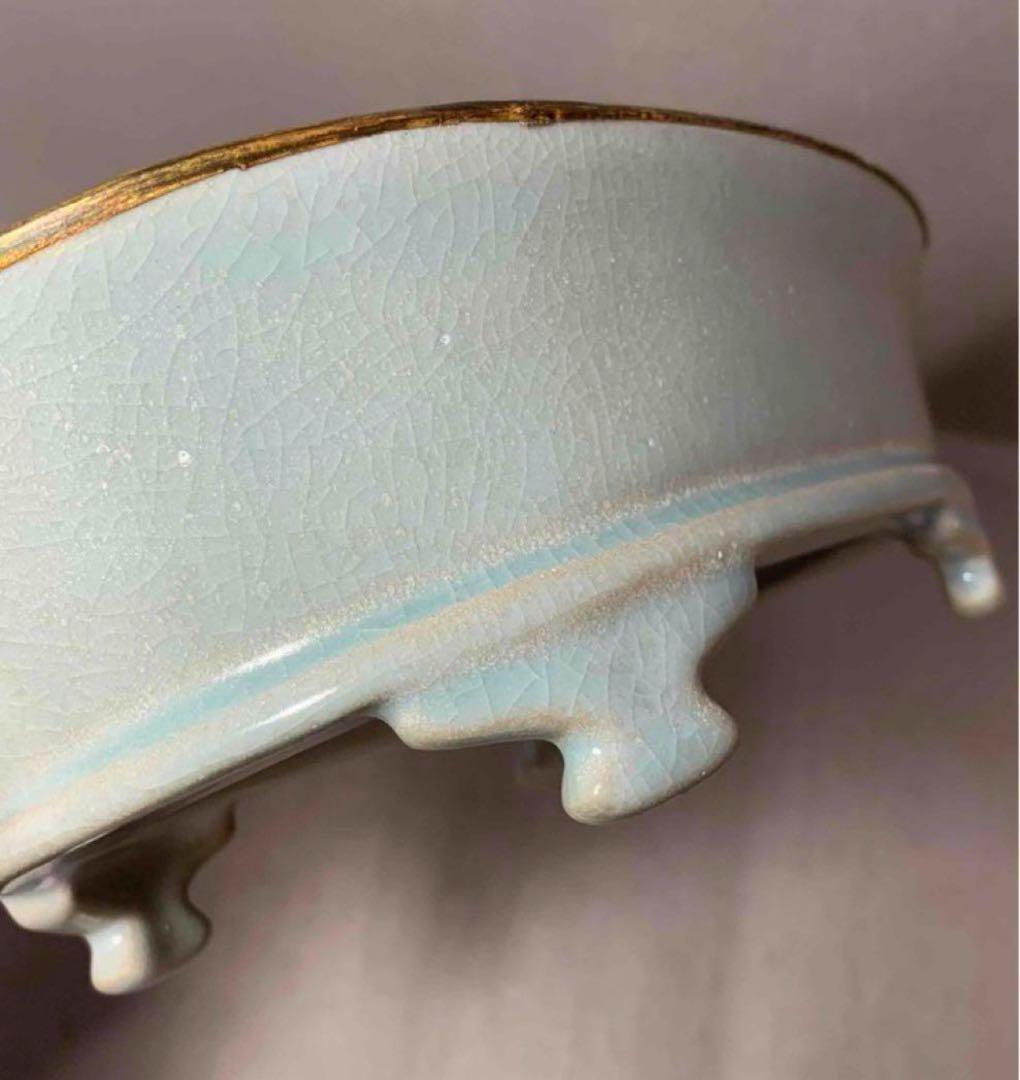 中国 足付器（水仙盆）