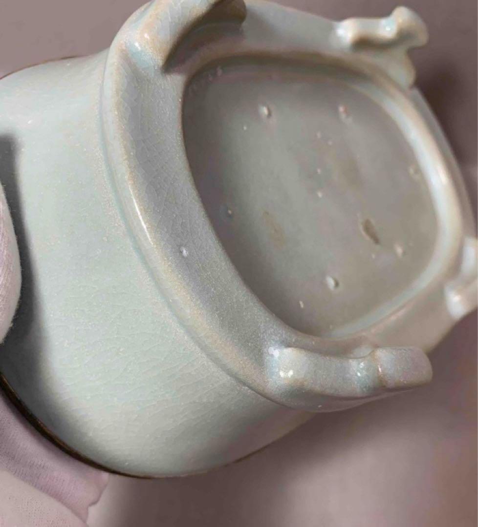 中国 足付器（水仙盆）