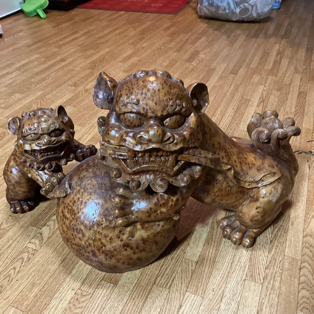 魔除け獅子　木彫