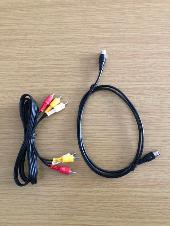 SHARP 液晶カラーテレビ　LC-32SC1