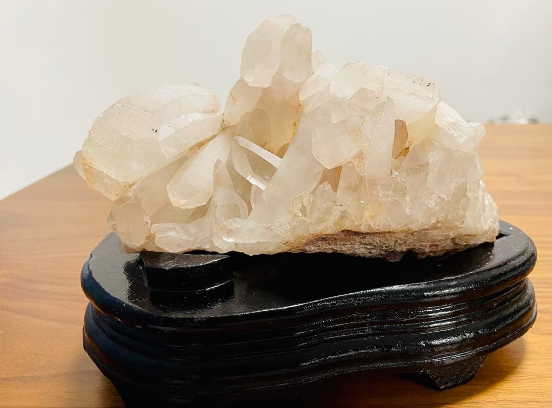 【超希少原石】1kg超 レムリアンシードクォーツ（台座付き）