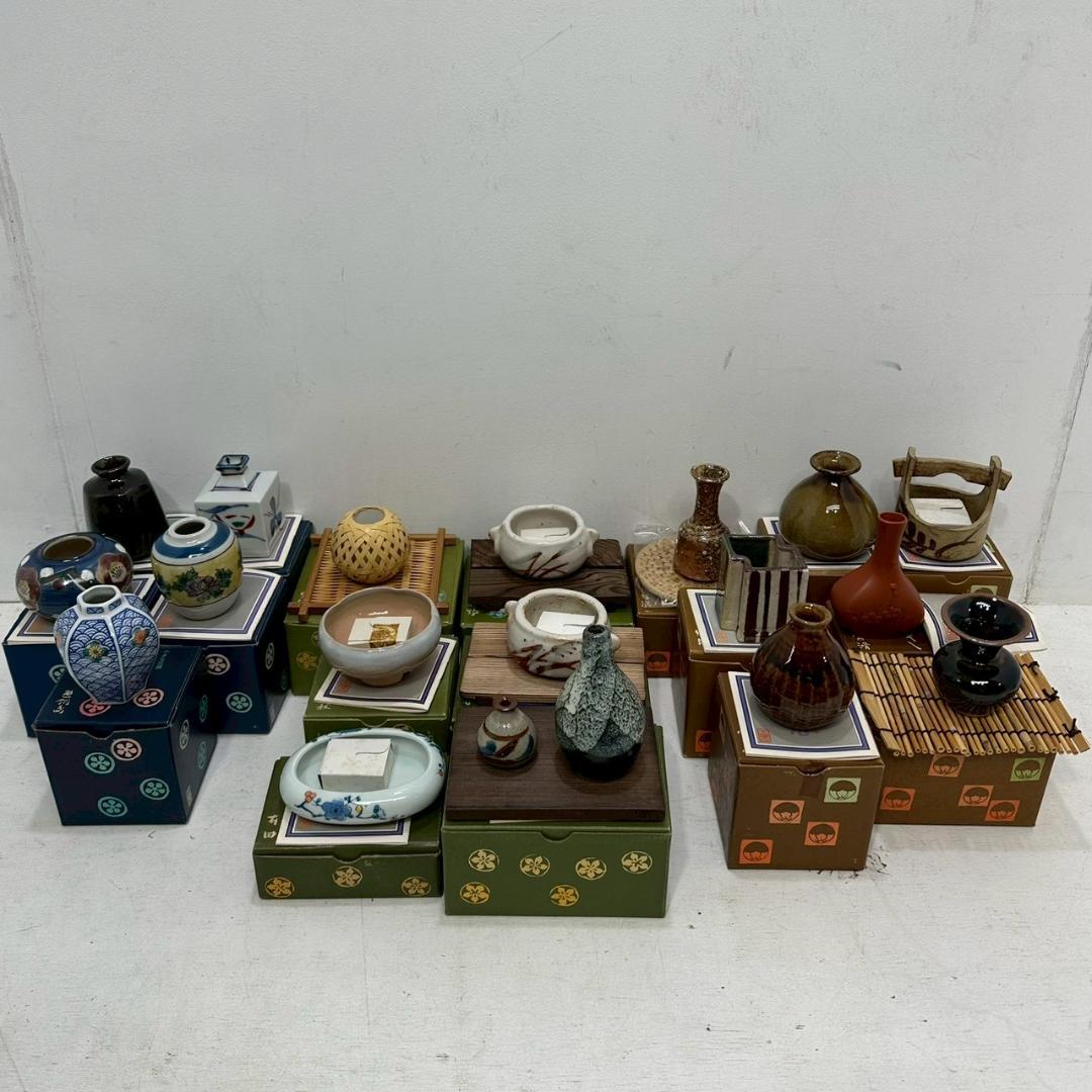 iΦ【18種】千趣会 一輪挿し 陶器製 つゆくさ 小さな花器シリーズ ③