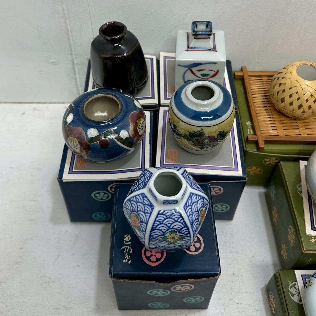 iΦ【18種】千趣会 一輪挿し 陶器製 つゆくさ 小さな花器シリーズ ③