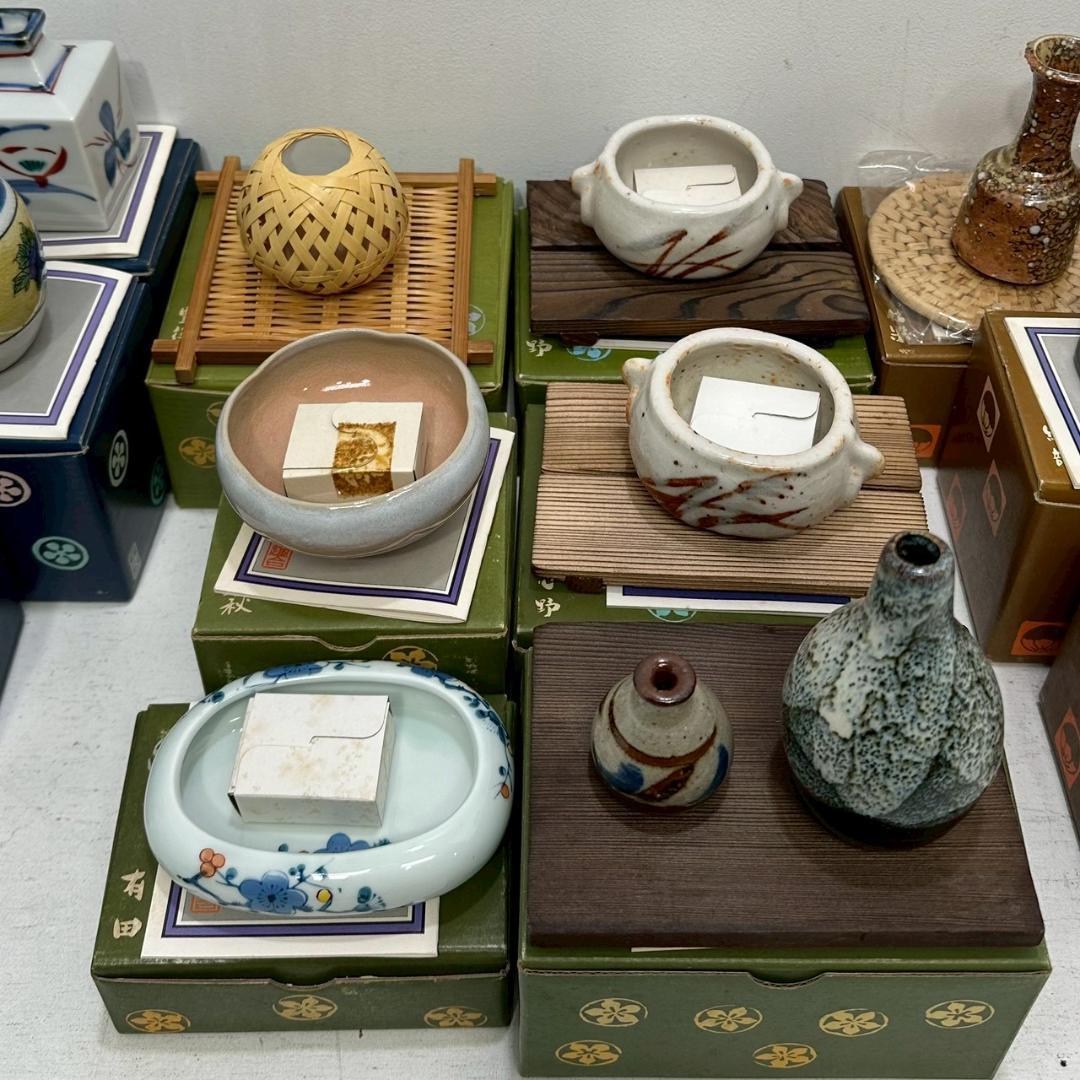 iΦ【18種】千趣会 一輪挿し 陶器製 つゆくさ 小さな花器シリーズ ③