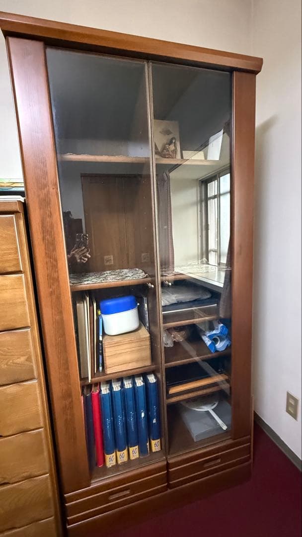 木製キャビネット ガラス扉付き 高さ181cm